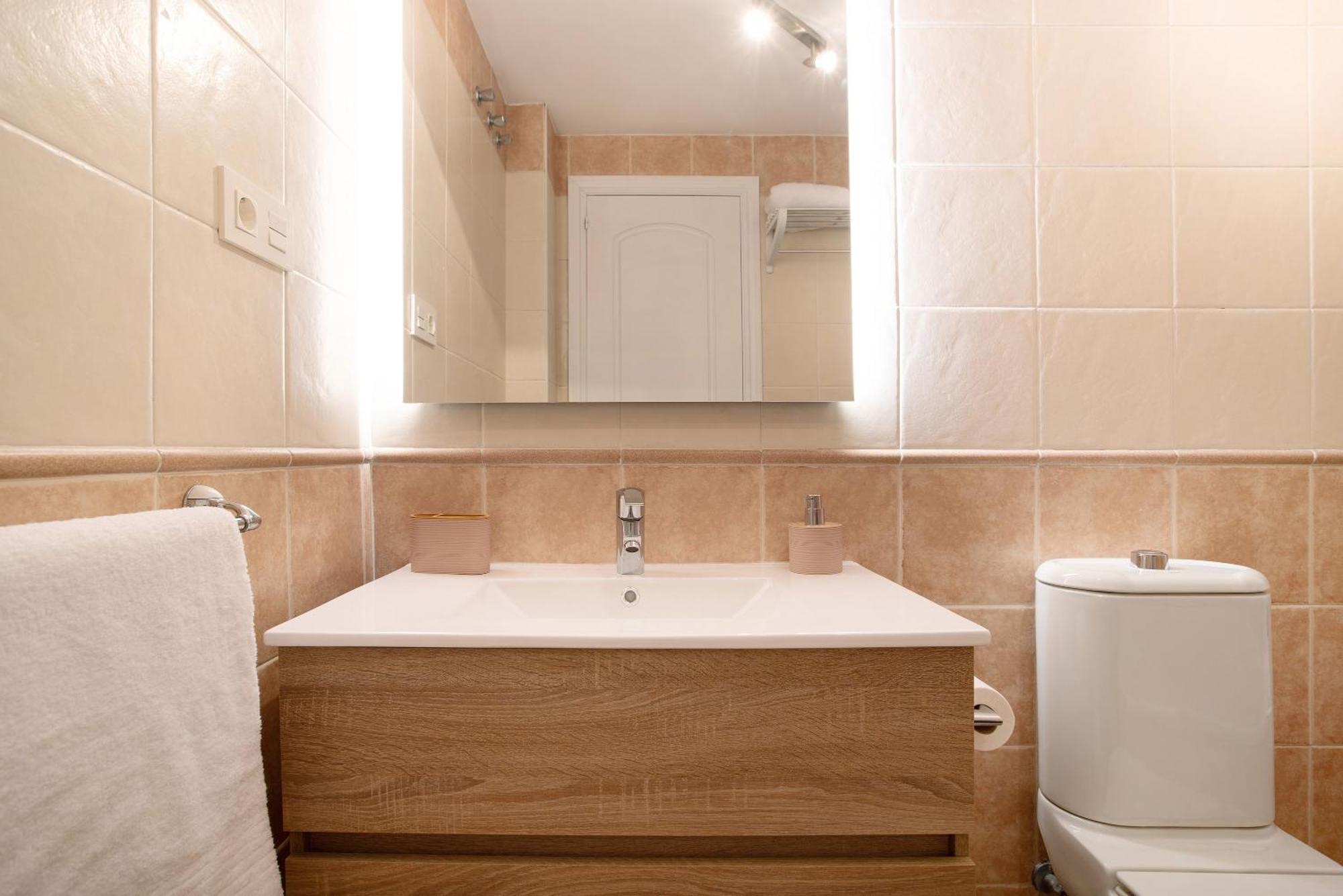 Apartamento Carlos Haya Malaga Luaran gambar